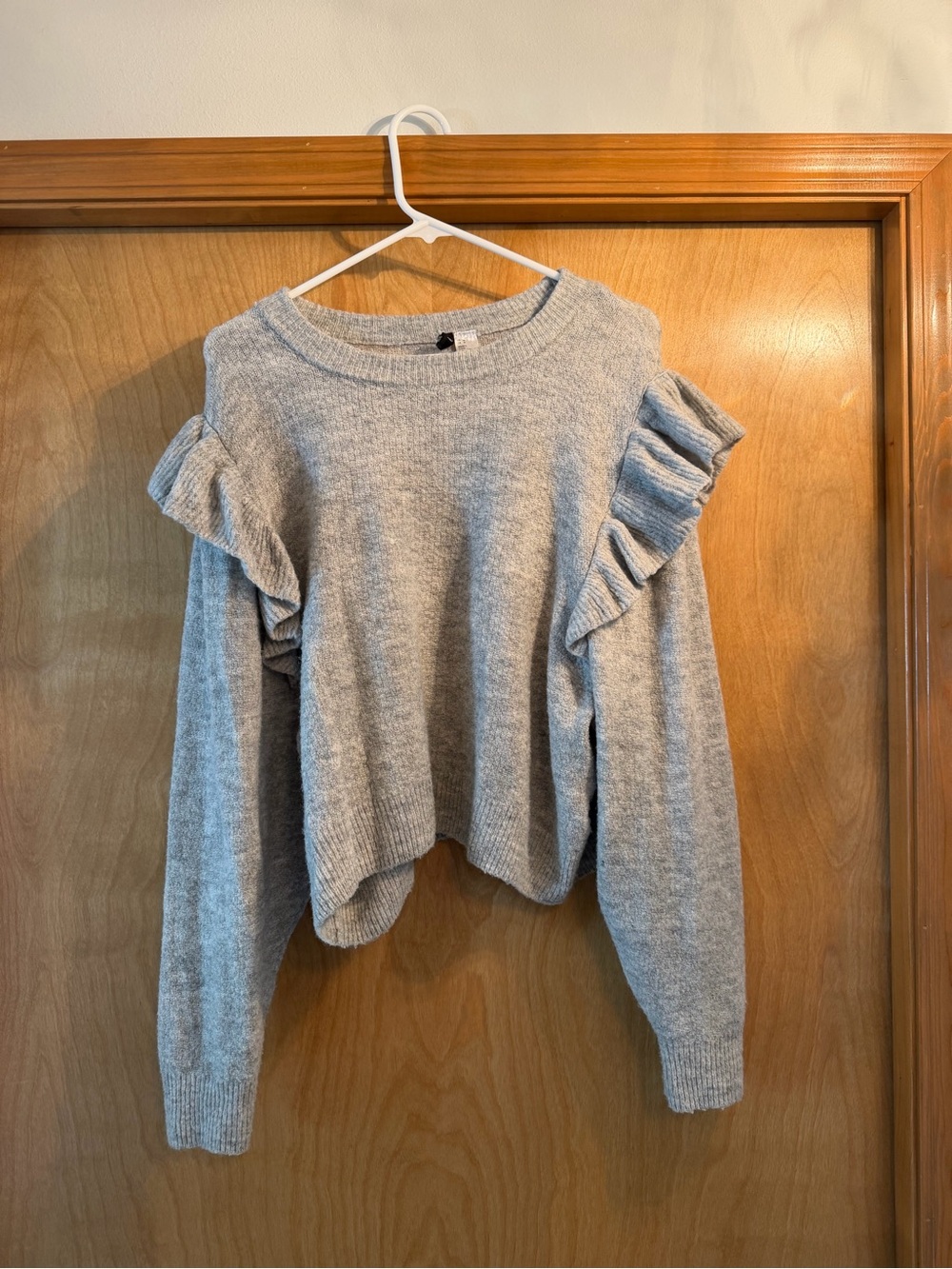H&M Light Gray Ruffle-Trim Knit Sweater
